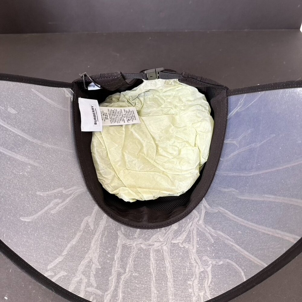 Burberry Logo Bonnet Bucket Hat Clear Visor Size M NEW - Picture 5 of 11